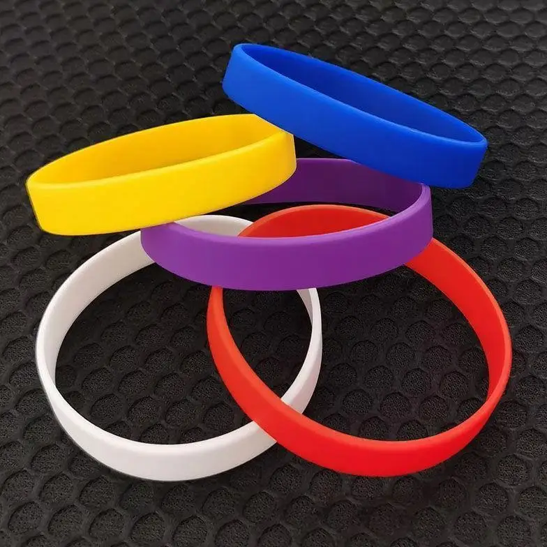 5 pièces hommes/femmes mode Bracelet Silicone Sport Bracelet Bracelet en caoutchouc nouveau extensible pour enfants garçons filles Bracelet jeu d'équipe