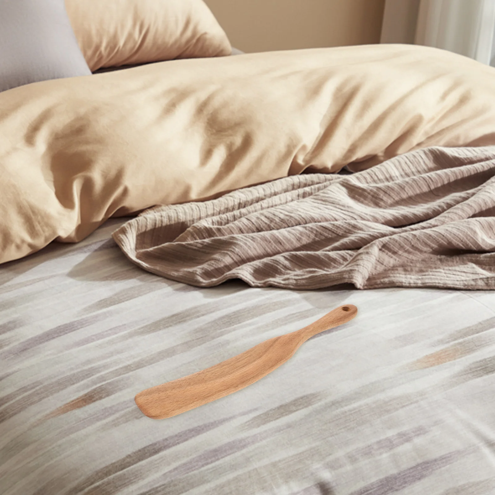 

Ergonomic Mattress Lifter Device Wooden Sheet Adjuster Paddle for Smooth Bed Making Process Ideal for Hotel Bed Skirts