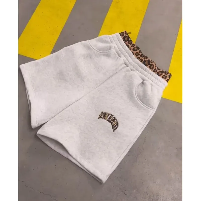 

American style loose comfortable versatile leopard print men's shorts high street fashionable classic style oversized shorts emo