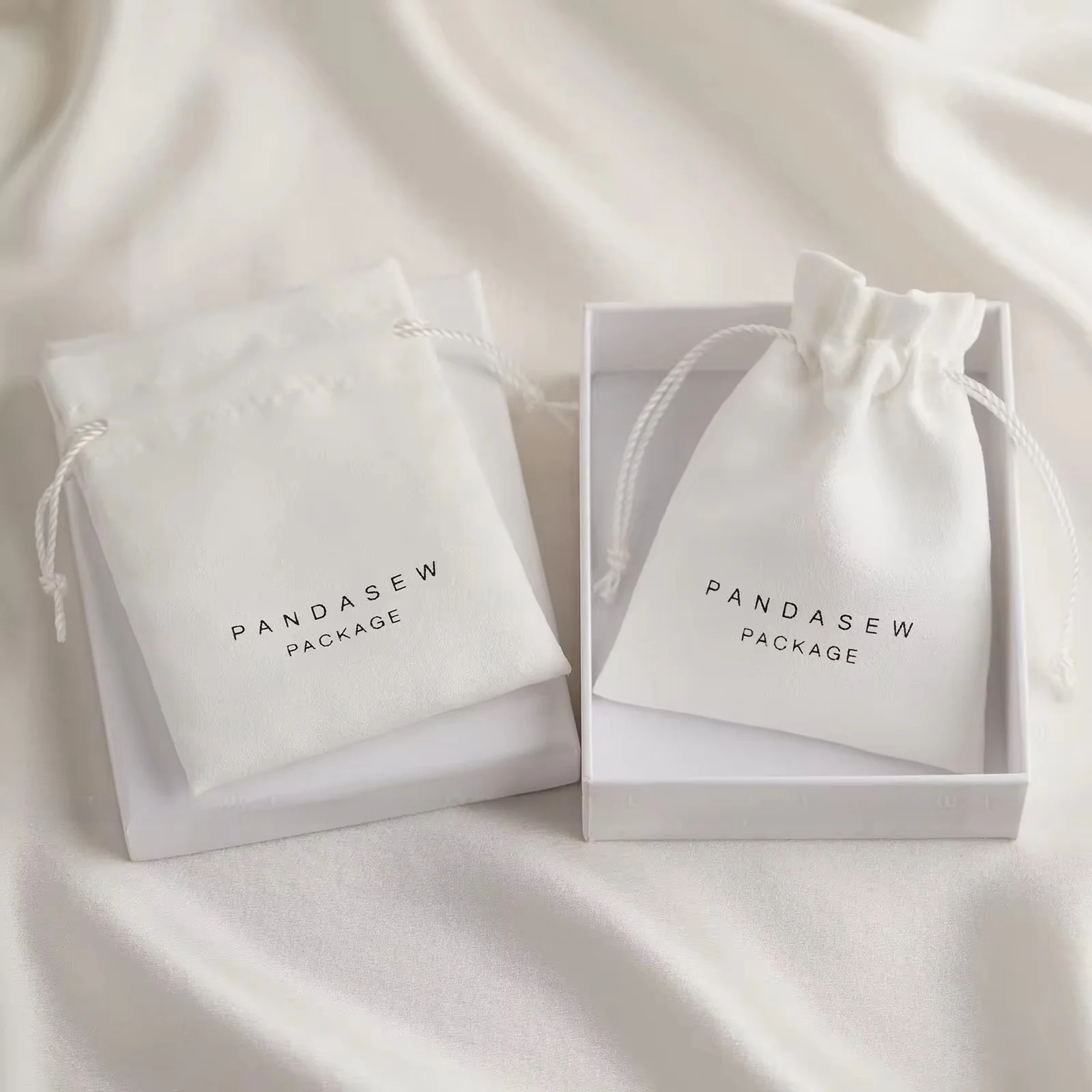 Custom drawstring bag with logo suede gift bag for bracelet necklace jewelry packaging fabric pouch