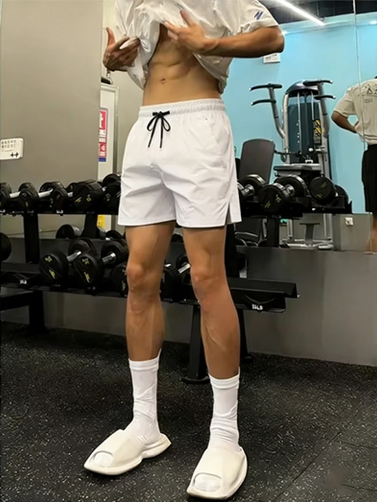 

White Ice Silk Quick Dry Four-Quarter Running Shorts Men's Summer Fitness Training Five-Quarter Split Beach Mid-Pants