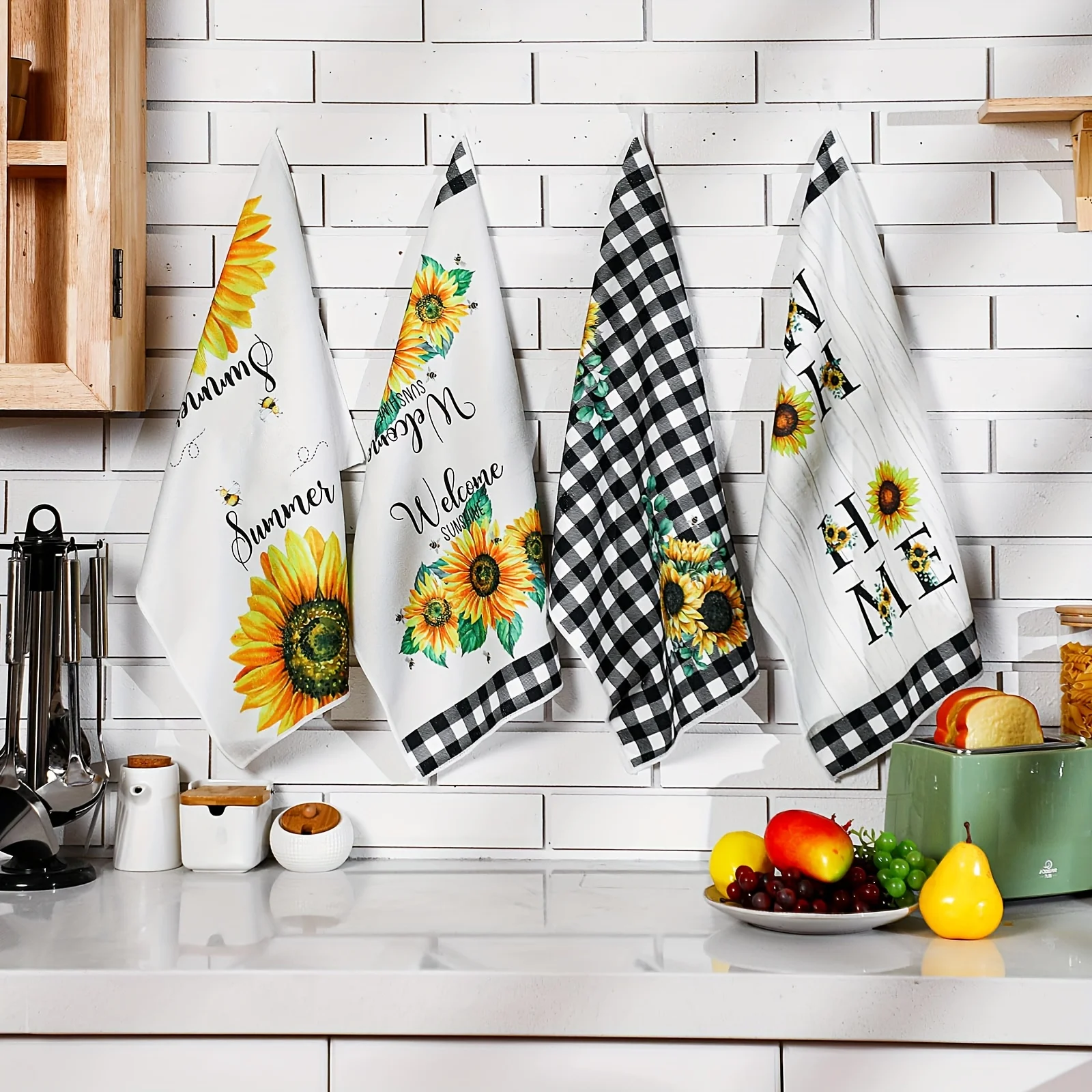 2pcs, Hand Towels, Sunflower Buffalo Plaid Printed Kitchen Towels, Decorative Dish Towels, Fast Drying Scouring Pad, Soft Absorb