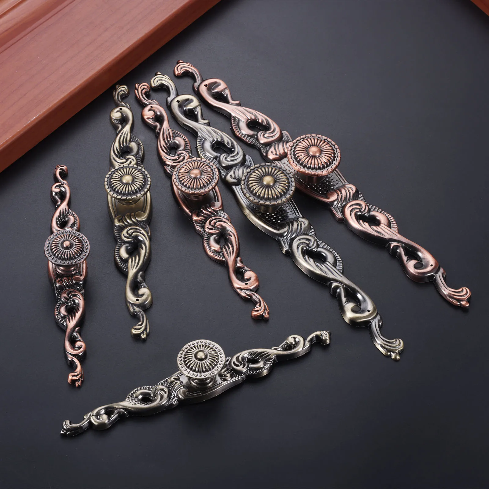 2pcs/1pair Retro Alloy Handle w/screw 153/190/250mm Pull Knobs Antique Bronze Red Copper Vintage Embossed Carved Decor Furniture