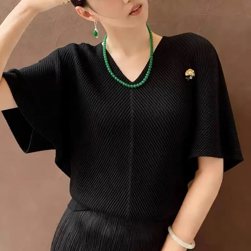 Miyake Pleated T-Shirt 2026 Pleats Short Sleeve T-Shirt Summer Batwing Sleeve Loose Plus Size Solid Dragon Scale Fold Top Women