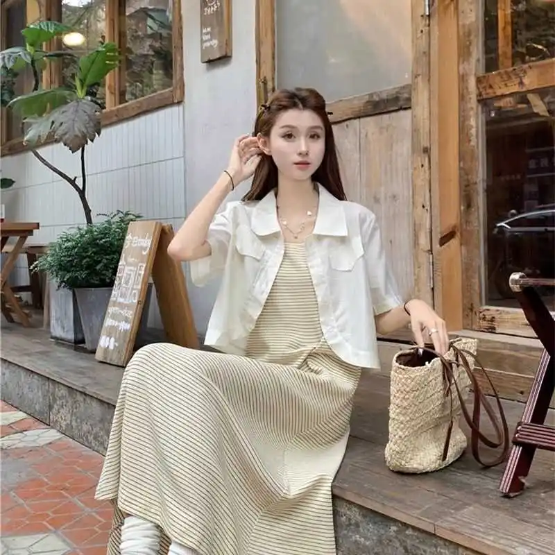 

Нежный и стильный женский летний комплект: новая юбка и кардиган для повседневной носки