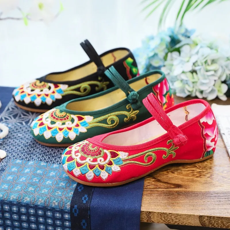 Maogu Buddhism Totem Embroidered Ballet Flats Handmade Ladies Casual Cotton Fabric Dance Shoe Women Chinese Shoes Zapatos Mujer