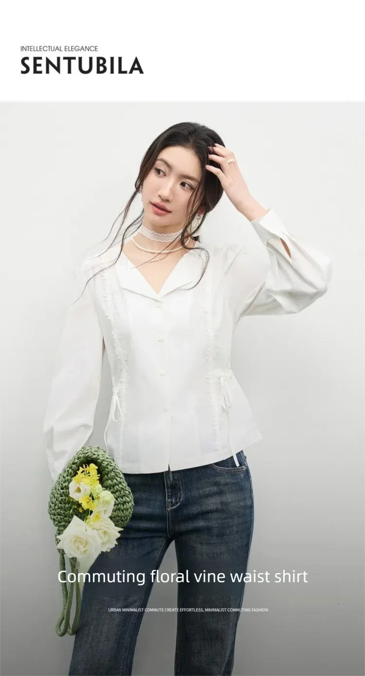 SENTUBILA Damen Weißes Hemd 2026 Elegante V-Ausschnitt-Bluse mit Kordelzug und Blumenmuster-Spitzenapplikation Frühlings-Pendler-Oberteil 161CA5681 – Detail 1