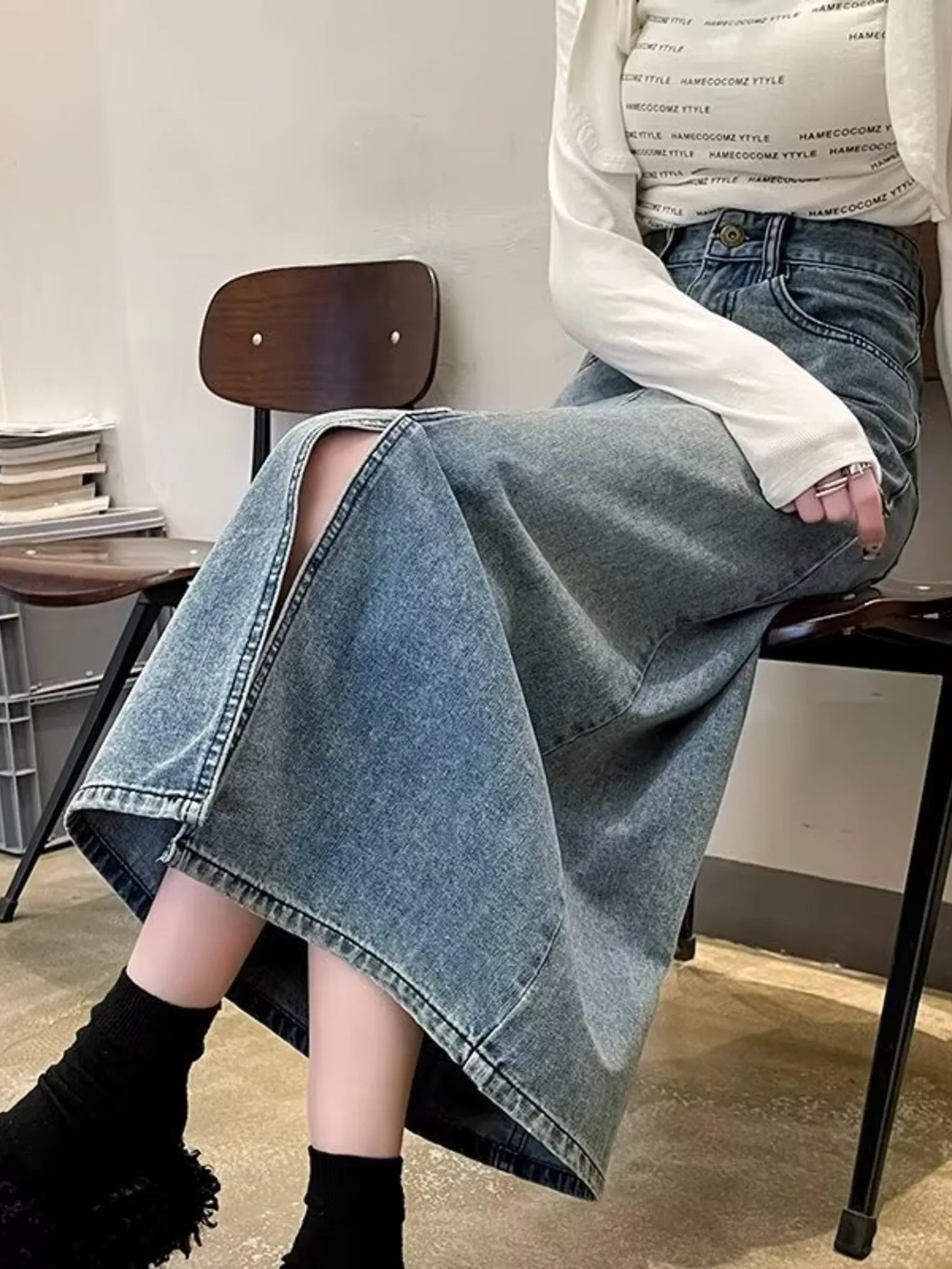 Women's Vintage Washed Denim Midi Skirt High Waist A-Line Button Front Slit Maxi Jean Skort 2 Colors S-2XL