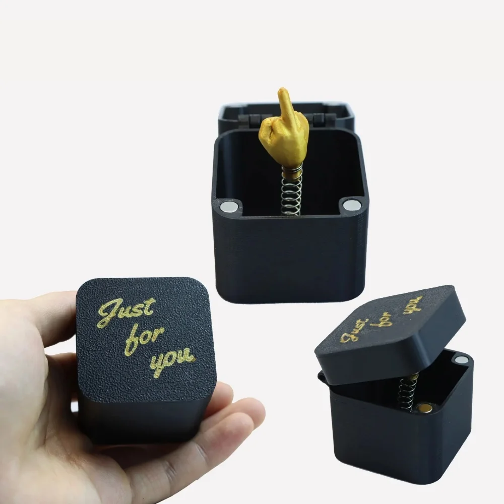 Funny Surprise Gift Middle Finger InBox Creative 3d Printing Middle Finger Gift Boxs Family Game Gift Funny Toy Party Gifts Box