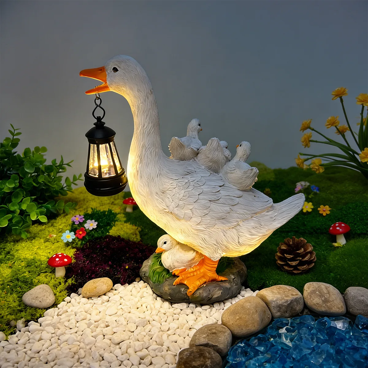 Duck Family Statue with Solar Lantern, Resin Garden Ornament, Mother Duck with Ducklings & LED Light, Outdoor Patio Decor
