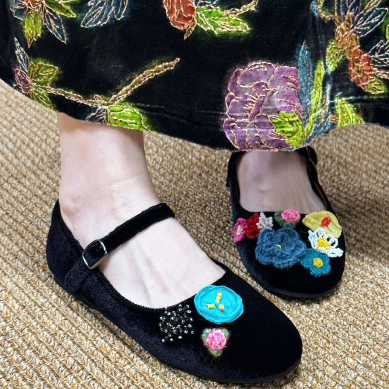 

Handmade Woven Colorful Flower Decoration Mary Jane Shoes Women Velvet Round Toe Women Pumps 2026 Spring Comfort Designer Shoes