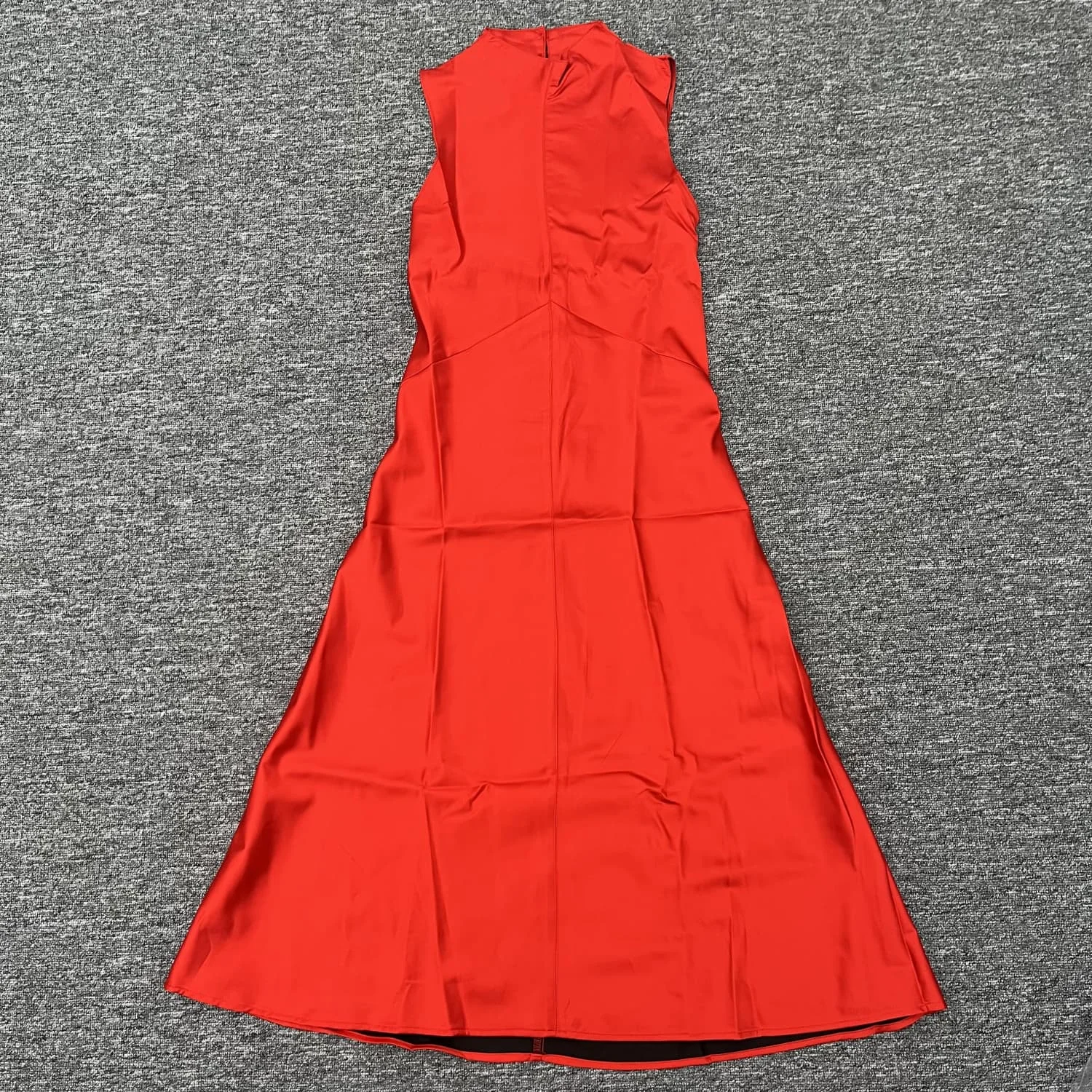 

Kar&Otza Women's 2024 Autumn/Winter New Red Dress Silk Texture Half High Neck Shoulder Charm Midi Long Dress