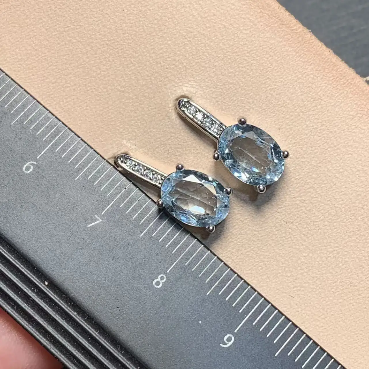 HEYYA STONE OVAL 4 CT Natural Blue Topaz Stud Earrings For Women COPPER Simple Fine Jewelry Stone Gemstone Classic Style Luxury view 3