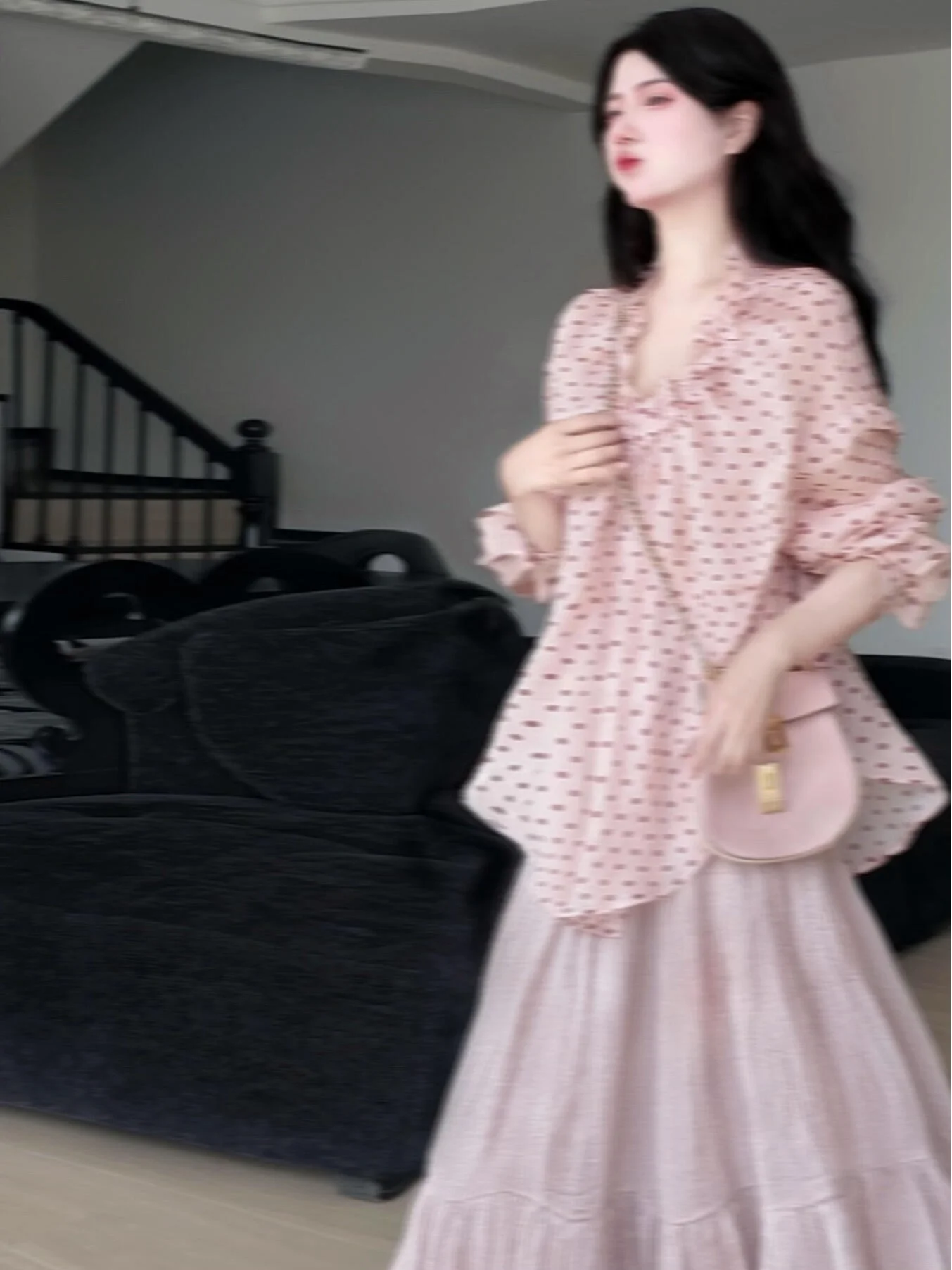

Parkyeon Summer New Pink Polka Dot Shirt And Gentle Style Half Skirt Set Fashionable Casual Loose Fit Polyester Fiber