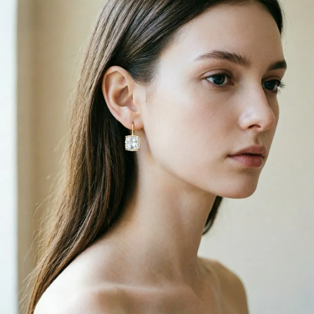 Trendy Gold Color Square Copper Material Clear Black Crystal Stone Fish Hook Earring for Women Fashion Jewelry Accessories Gifts