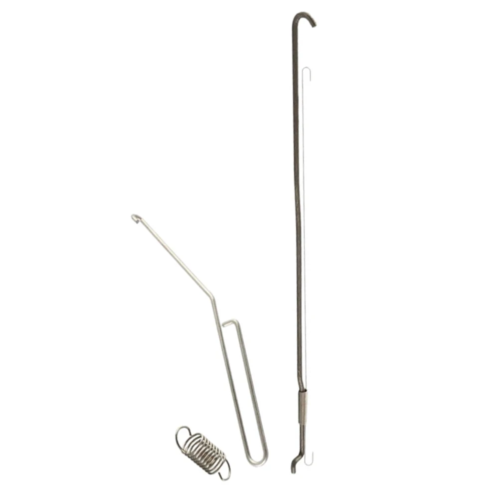 

1 Set Throttle Lever Kit User-Friendly Installation 691841 Throttle Lever 691842 Spring 691840 Throttle Linkage 796260 Tool
