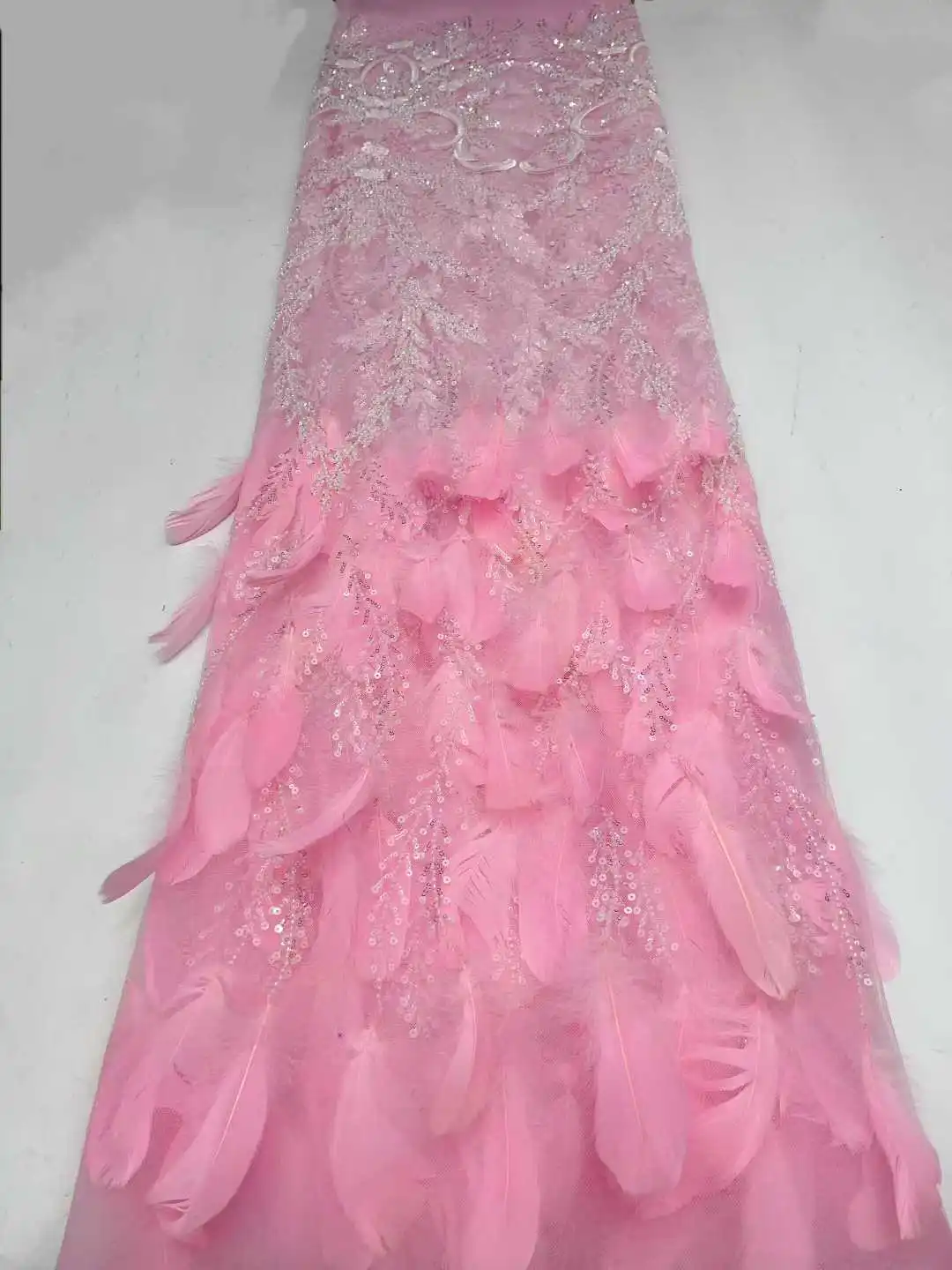 

2025 Luxury 3D Feather Nigerian Handmade Beads Lace Fabric, French Mesh Tulle, Sequins, Beaded Embroidery, African Lace Lace