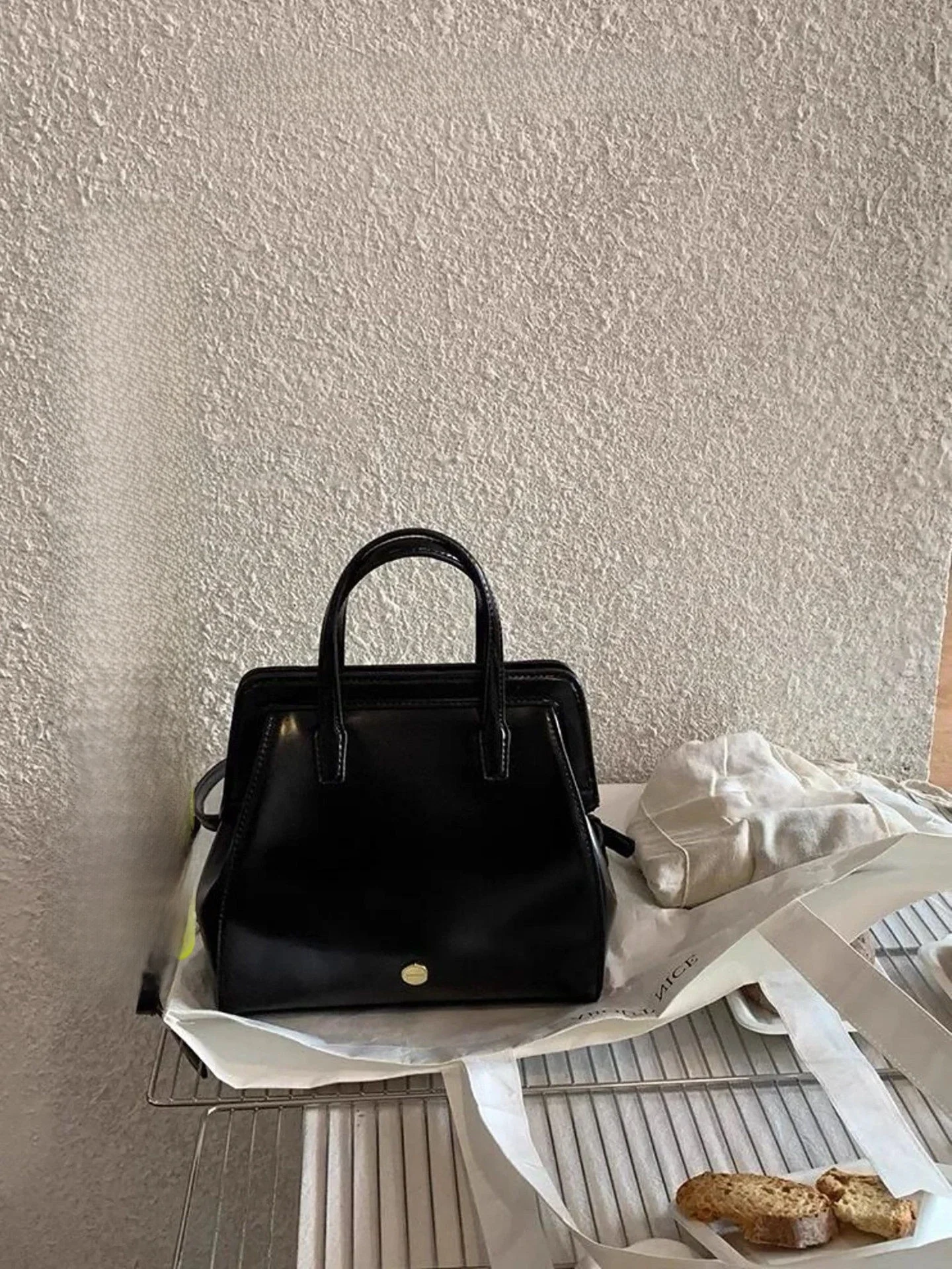 

Le Meme Leather Retro mat Commuter Handbag oulder Bag Women's Bag Durable Alloy Hardware Square ape Faionable
