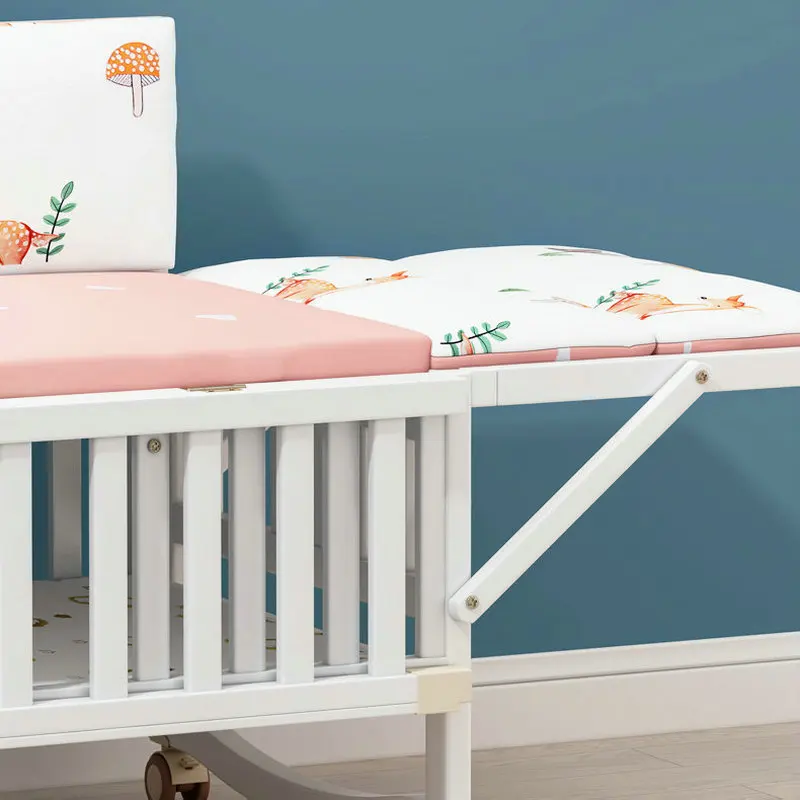 Pine Wood Construction Baby Crib, Multifunctional Newborn BB Cradle Cot Can Splicing Big Bed