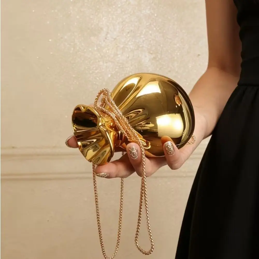 

New Elegant Acrylic Chain Handbag Solid Color Magnetic Clasp Bottle Shape Evening Bag Silver Gold Women Clutch Purse Women