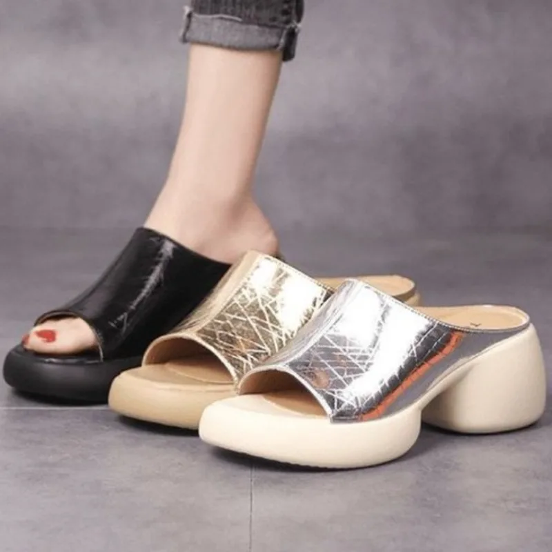 2024 Nieuwe Zomer Vrouwen Slippers Sexy Strand Vrouwen Schoenen Mode Platform Slippers Casual Comfort Glijbanen Vrouwen Zapatos De Mujer