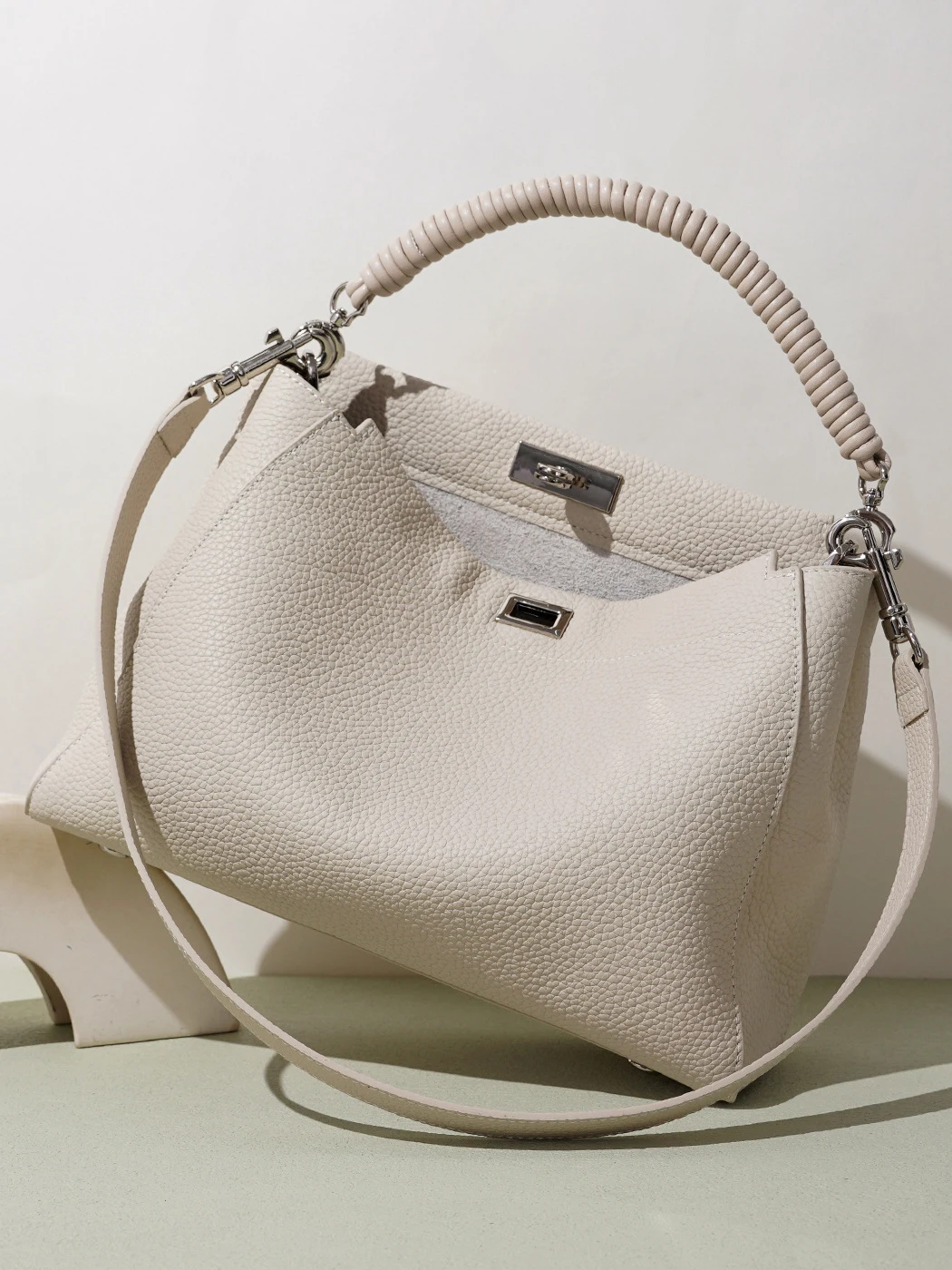 Top Layer Cowhide Leather Women's Shoulder Crossbody Bag Simple Motorcycle Large Capacity Casual Handbag Soft Tote Bag