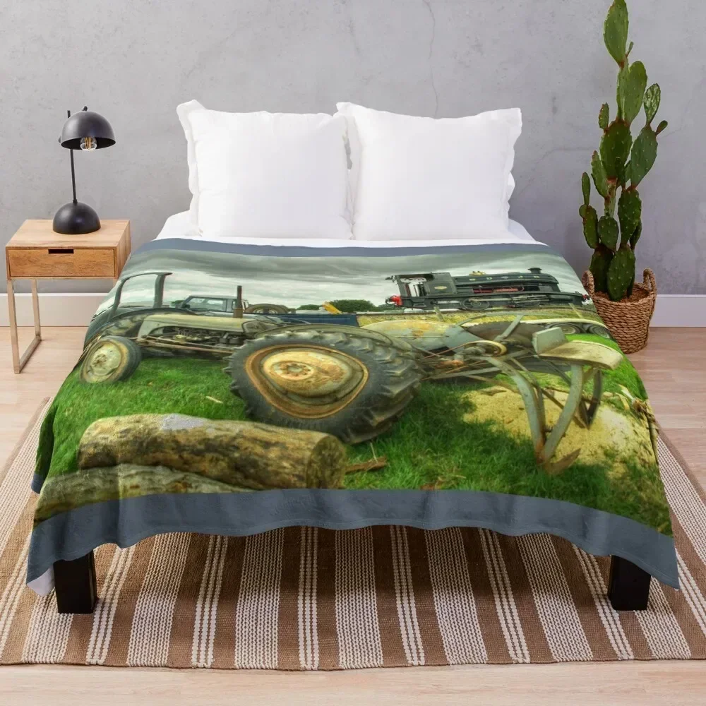 

Kilmersdon Fergie Throw Blanket Long Lasting Soft Plush Blanket for Daily Use