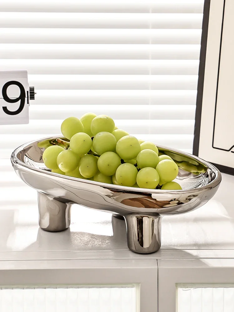Cream fruit tray simple and luxurious dining table decoration three legged high legged snack tray storage tray