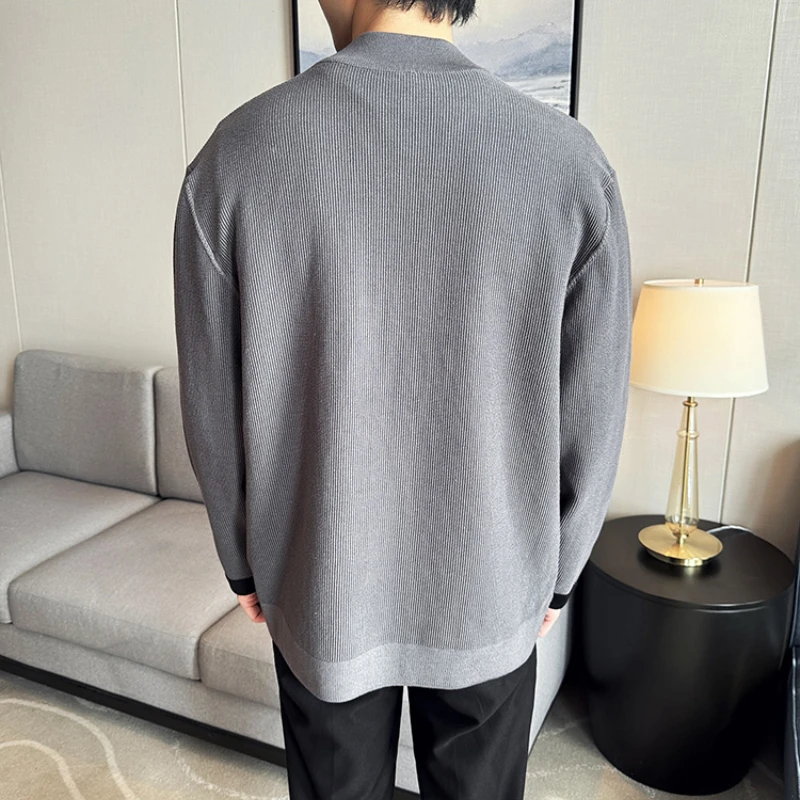 Casual Loose Fit Men's Cardigan for Autumn and Winter 2024, Stretchable, Warm Knitted Long Sleeves, Cuff with Color Blocking.