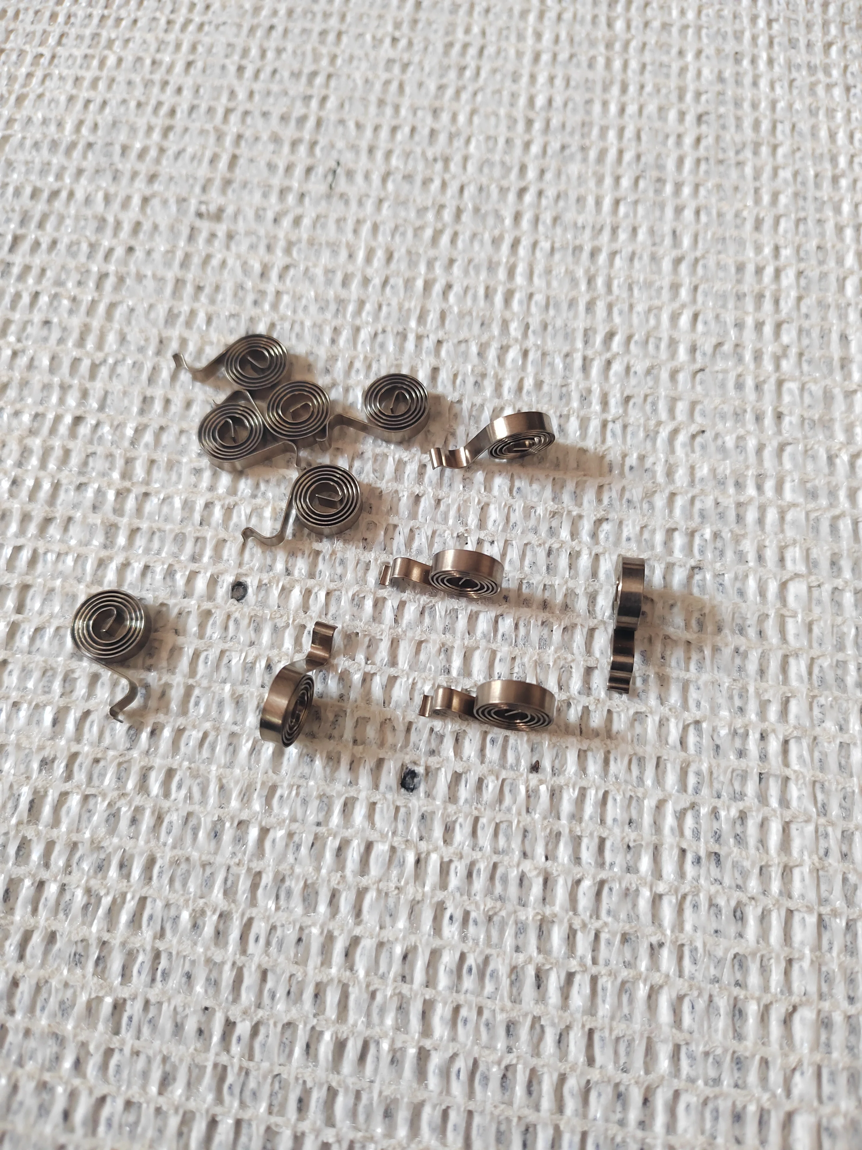 10PCS Carbon brush plate spring, compression spring, coil spring 2*7.5*18.5/3*10*17.5mm