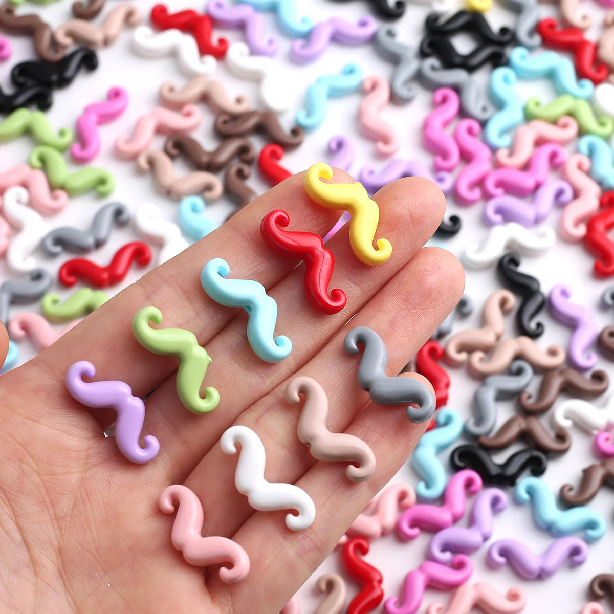 15pcs/30pcs Random Color 0.9×2.4cm Acrylic Beads For DIY Jewelry Making, Mustache Shaped Beads Acrylic Beads