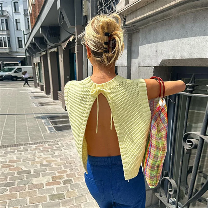 TRAF 2023 Backless Knitted Vest Women Yellow Crop Top Female Y2K Sleeveless Vest Woman Autumn Cropped O-Neck Pullovers Jerseys