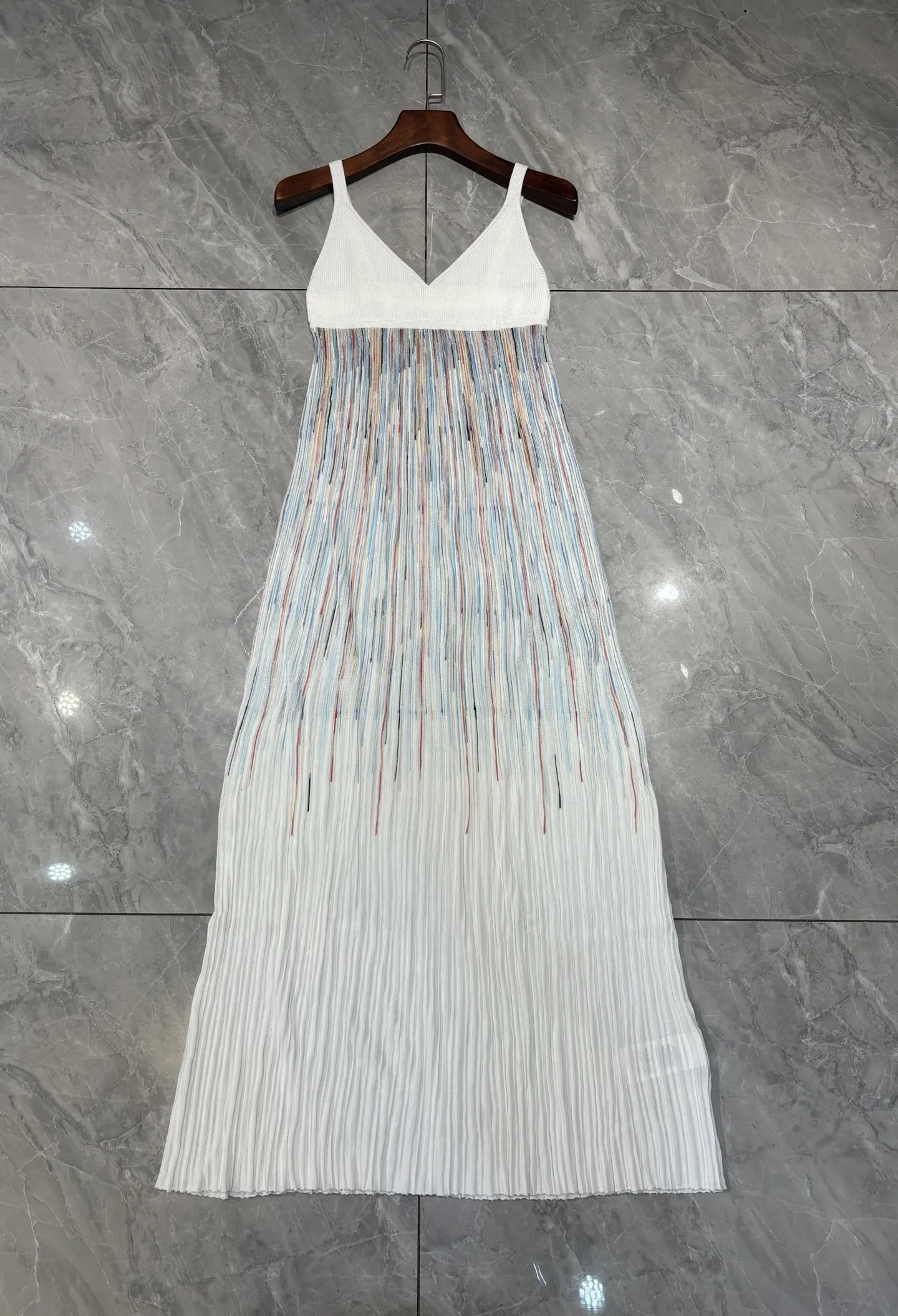 

Women's Colorful Striped Knitted Maxi Dress V-Neck Sleeveless High Waist Elegant Slim Sling Robe