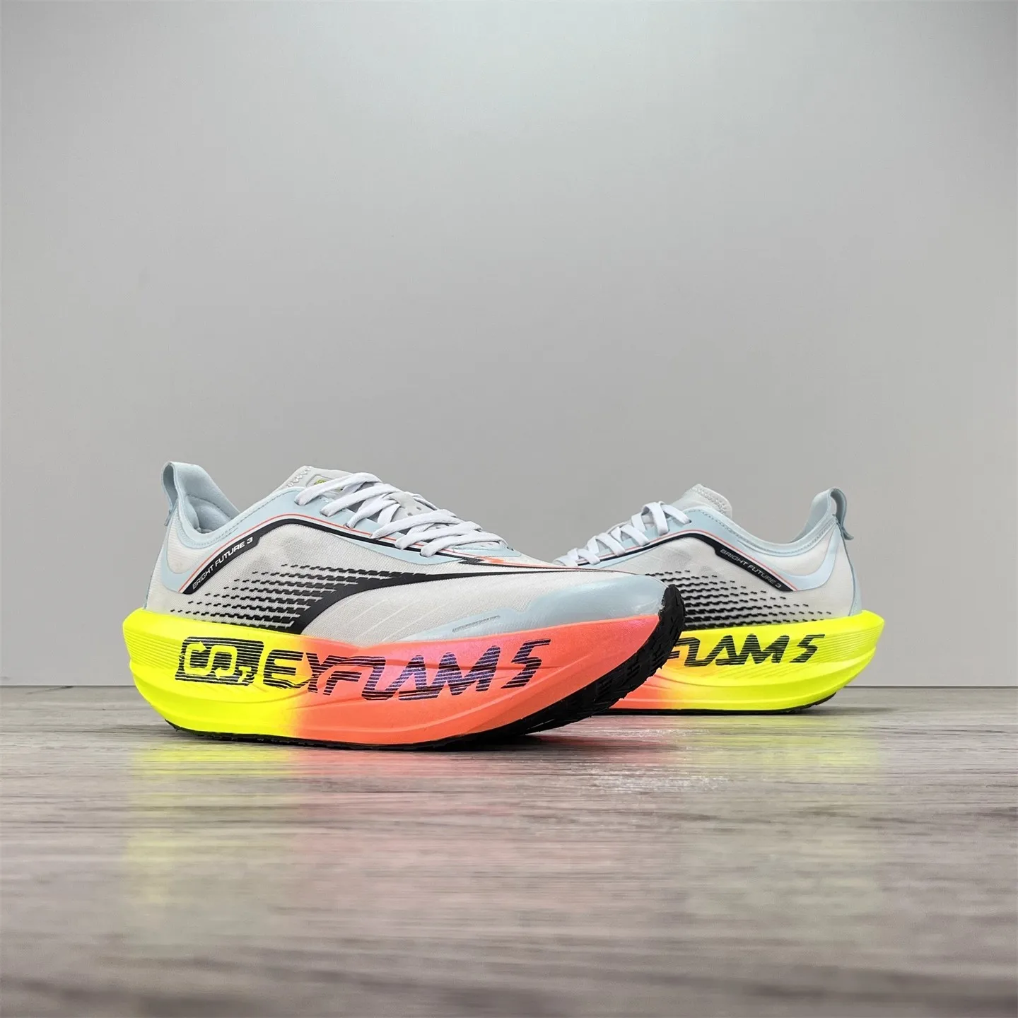 

Summer New Arrival Bestselling Breathable Unisex Running Shoes Outdoor Running Shoes Marathon Running Shoes Track Shoes