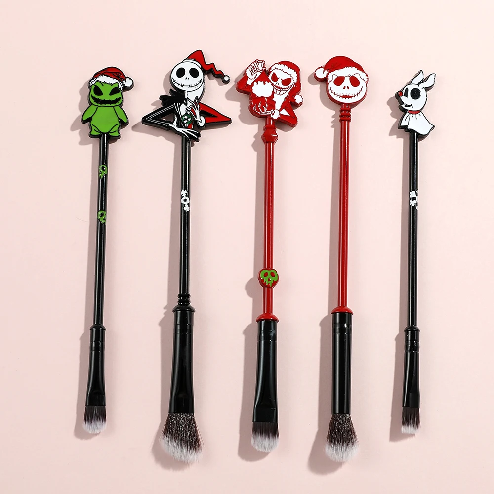 クリスマスイブホラーメイクブラシ5本セット ソフトメイクブラシ、スカルジャックメタルアイシャドウブラシ、ハロウィンに最適