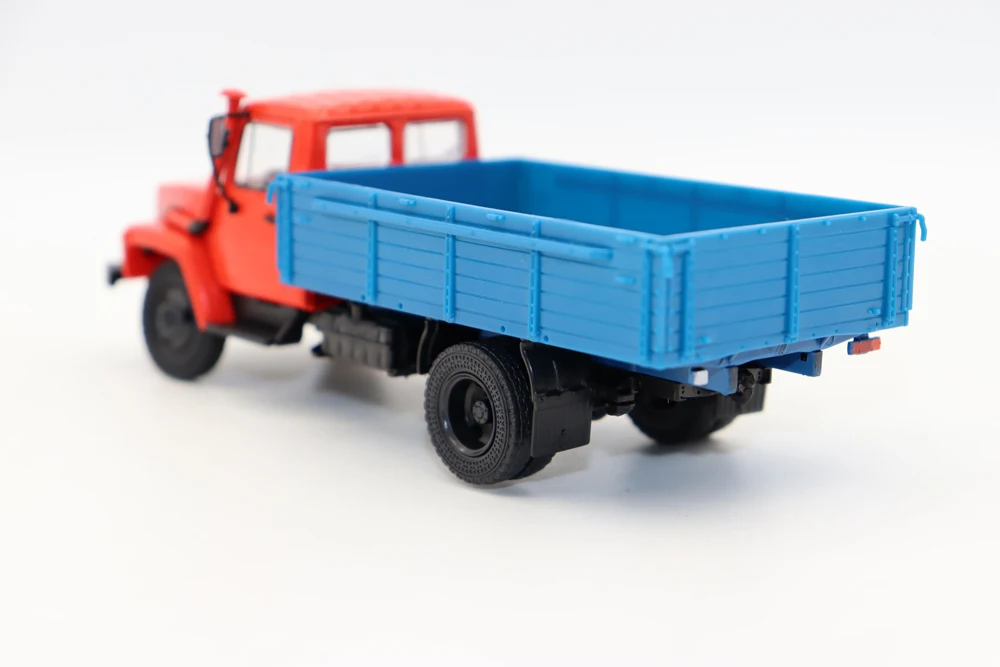 New 1/43 Scale GAZ 3309 Flatbed Truck USSR Vehicle By DeAGOSTINI Diecast Plastic Model For Collection