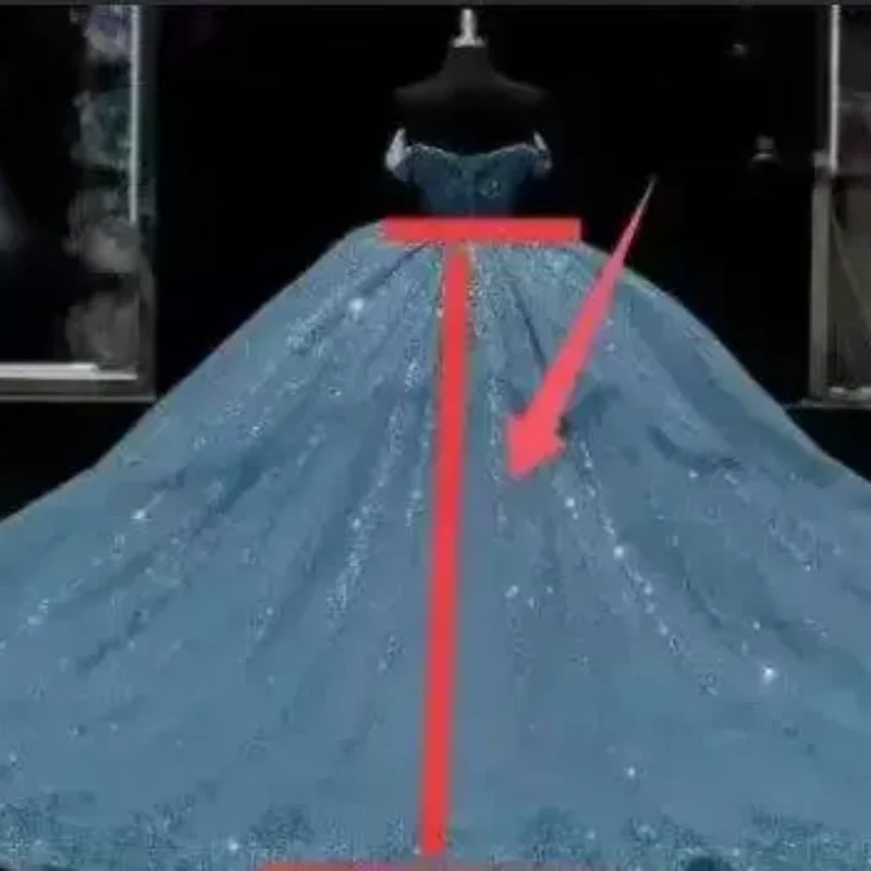Vestido de quinceañera azul neblina brillante, sin hombros, purpurina, calcomanía de flores 3D, lazo de cola larga, vestidos de 15 quinceañera ﻿ Personaliza