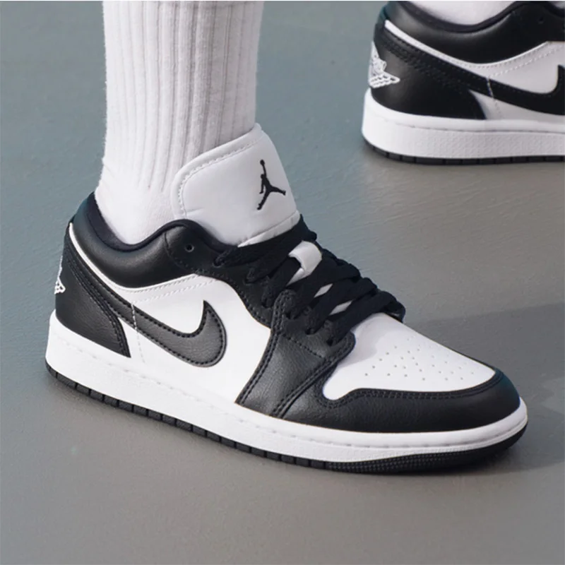 Nike Air Jordan 1 Low Black and White Low-top Casual Shoes with Anti-Slip and Wear-resistant Rubber Outsole DC0774-101 view 2