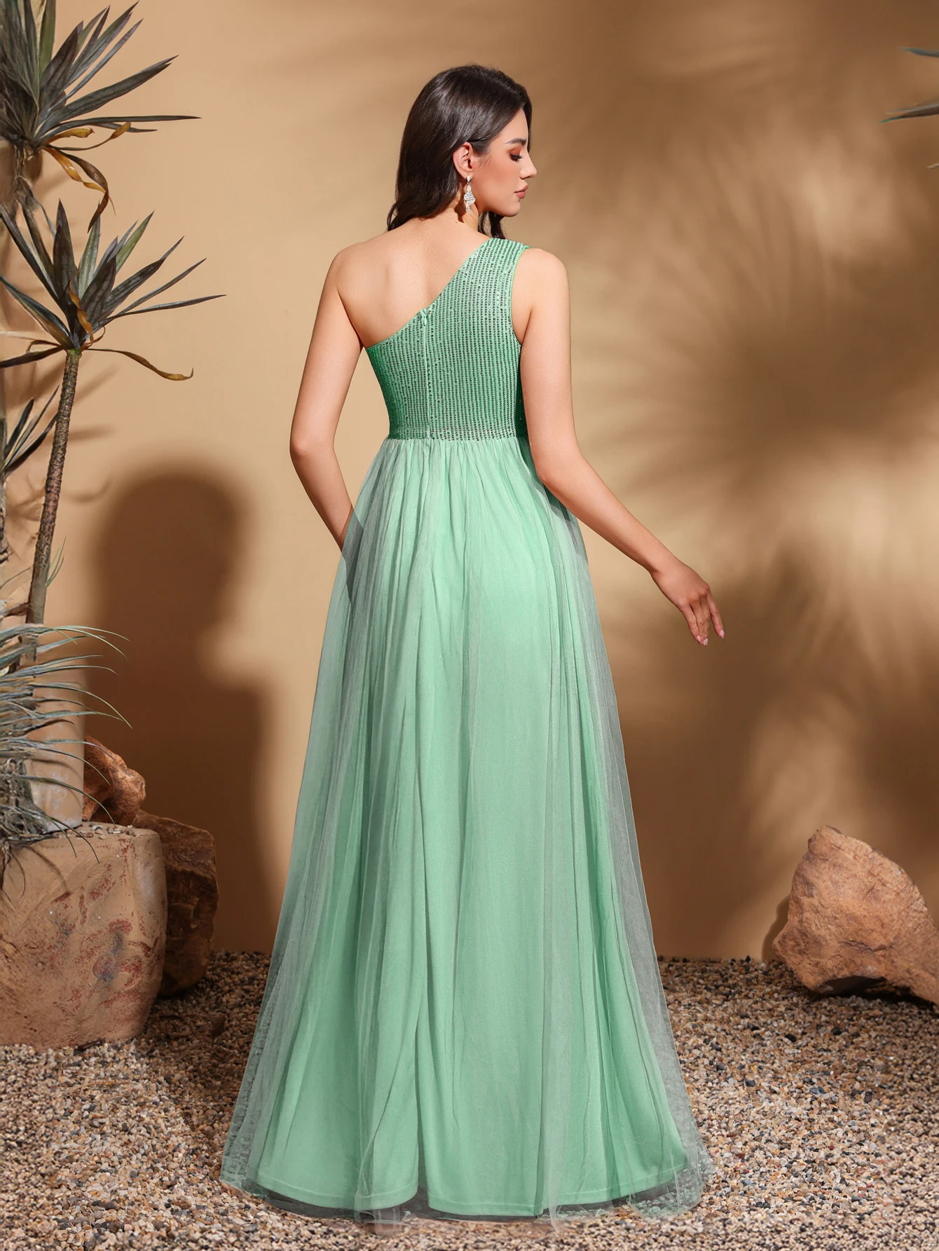 فستان مرقع شبكي مزين بالترتر خارج الكتف للتجمعات العائلية، وحفلات أعياد الميلاد، فستان أنيق وعصري، فستان نسائي طويل، فستان الحفلات، فستان سهرة نسائي، فستان سهرة، فستان سهرة عصري، فستان حفلة موسيقية، فستان حفلة موسيقية، فستان حفلة موسيقية، فستان التخرج