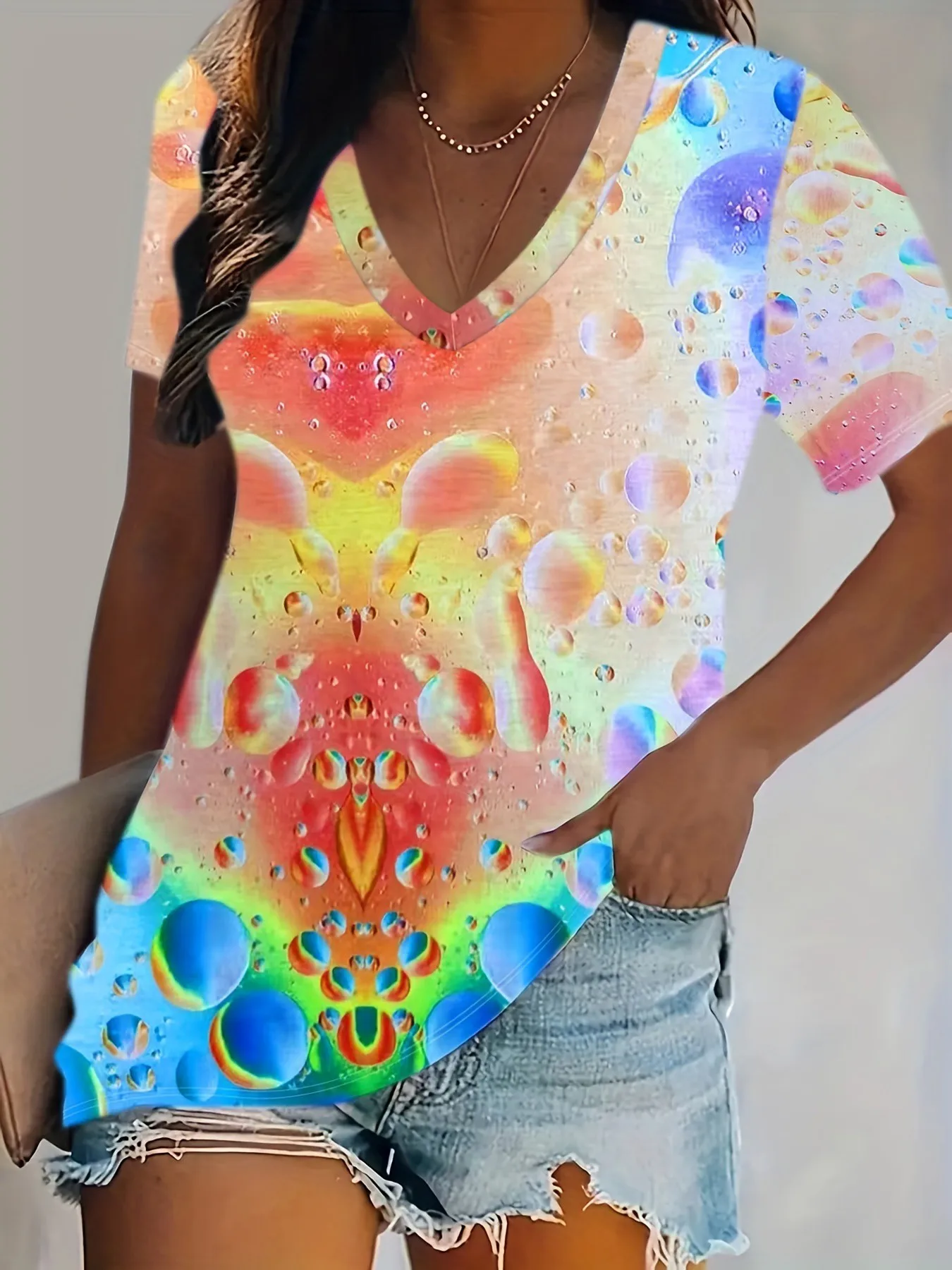 

2024 Woman T-Shirt Colorful Bubbles Print V Neck Casual Short Sleeve Top For Spring Summer Fashions Women's Clothing