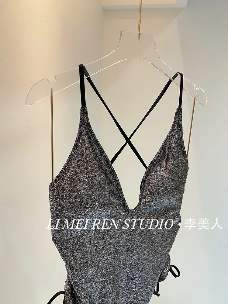 New sexy high fork deep V-neck tank top silver black sequined one-piece swimsuit