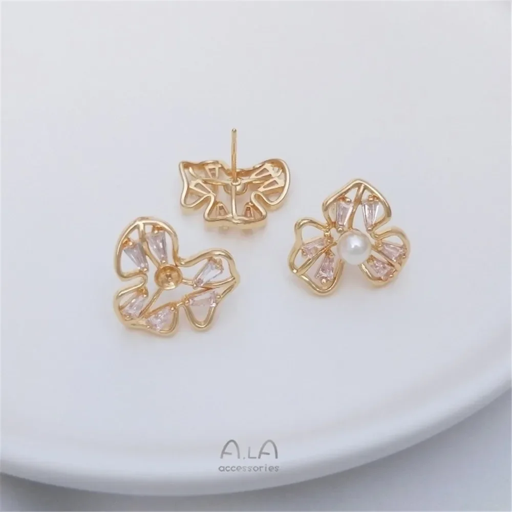 

14K Gold-plated Zircon Clover Flower-shaped Half-hole Beaded Earrings 925 Silver Needle Diy Sticky Pearl Earrings E226