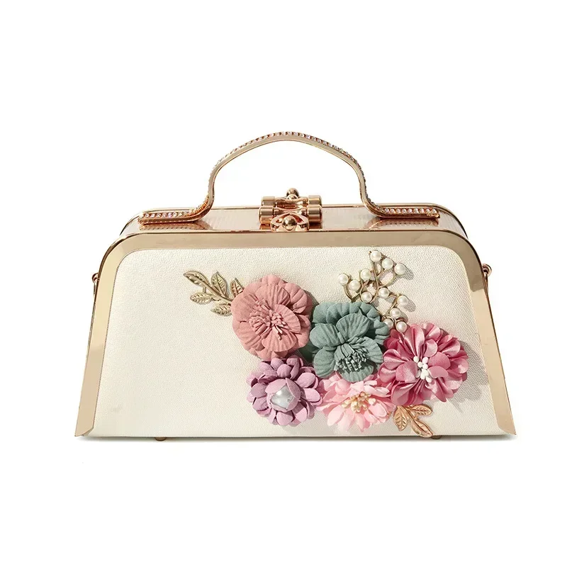 Small Square Bag New Summer Versatile One Shoulder Crossbody Bag Cute Flower Chain Small Bag Girl bags for women