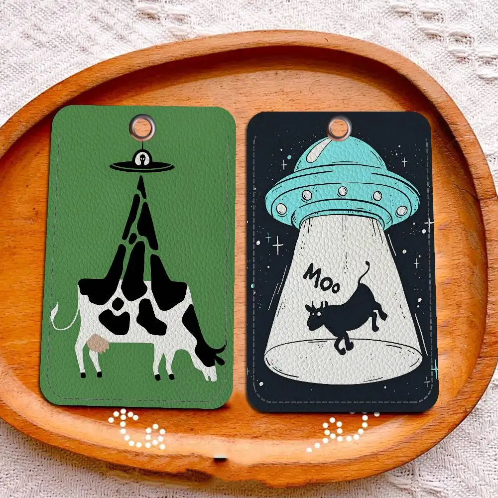 Cows Funny Art Rectangle ID Card Case Keychain Access Card Bag Key Tag Ring Leather Card Holder Key Ring Access