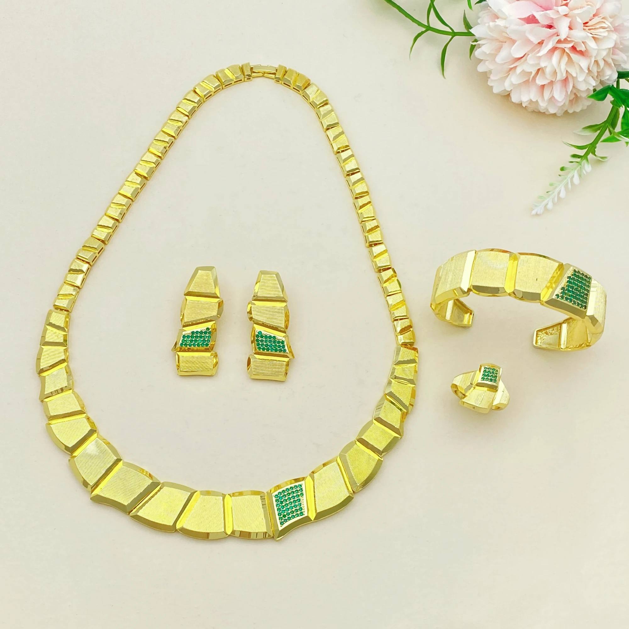 

Flora 2025 Gold-Plated 4-Piece Jewelry Set for Women with Zircon Accents Necklace Earrings Bracelet Ring Set for Party