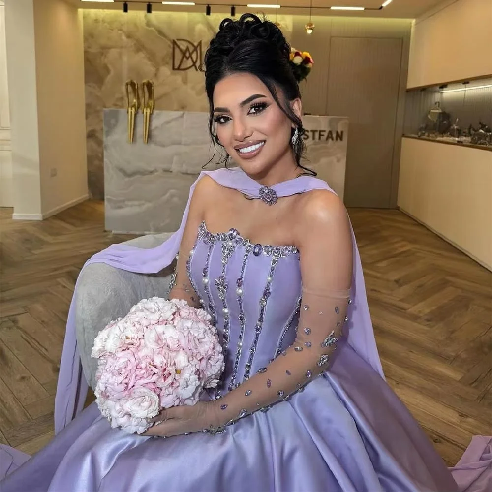 تخصيص رائعة الديكور المرأة فستان حفلة موسيقية مثير بلا أكمام الساحرة ألف خط عالية سبليت فستان الحفلات المرأة الكشكشة ثوب مسائي