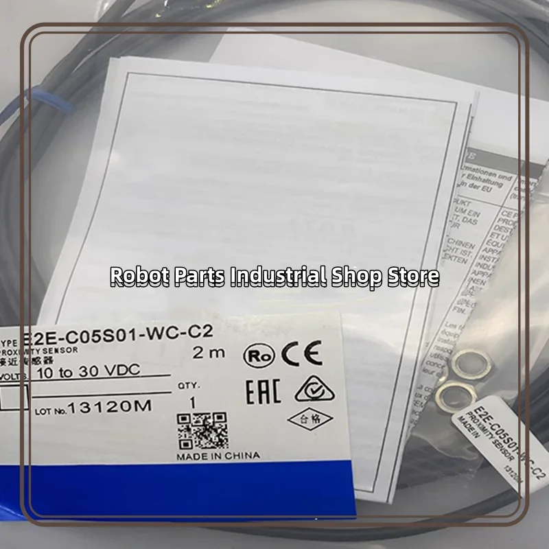 2pcs New small sensor E2E-C05S01-WC-B1 E2E-C05S01-WC-B2 E2E-C05S01-WC-C1 E2E-C05S01-WC-C2