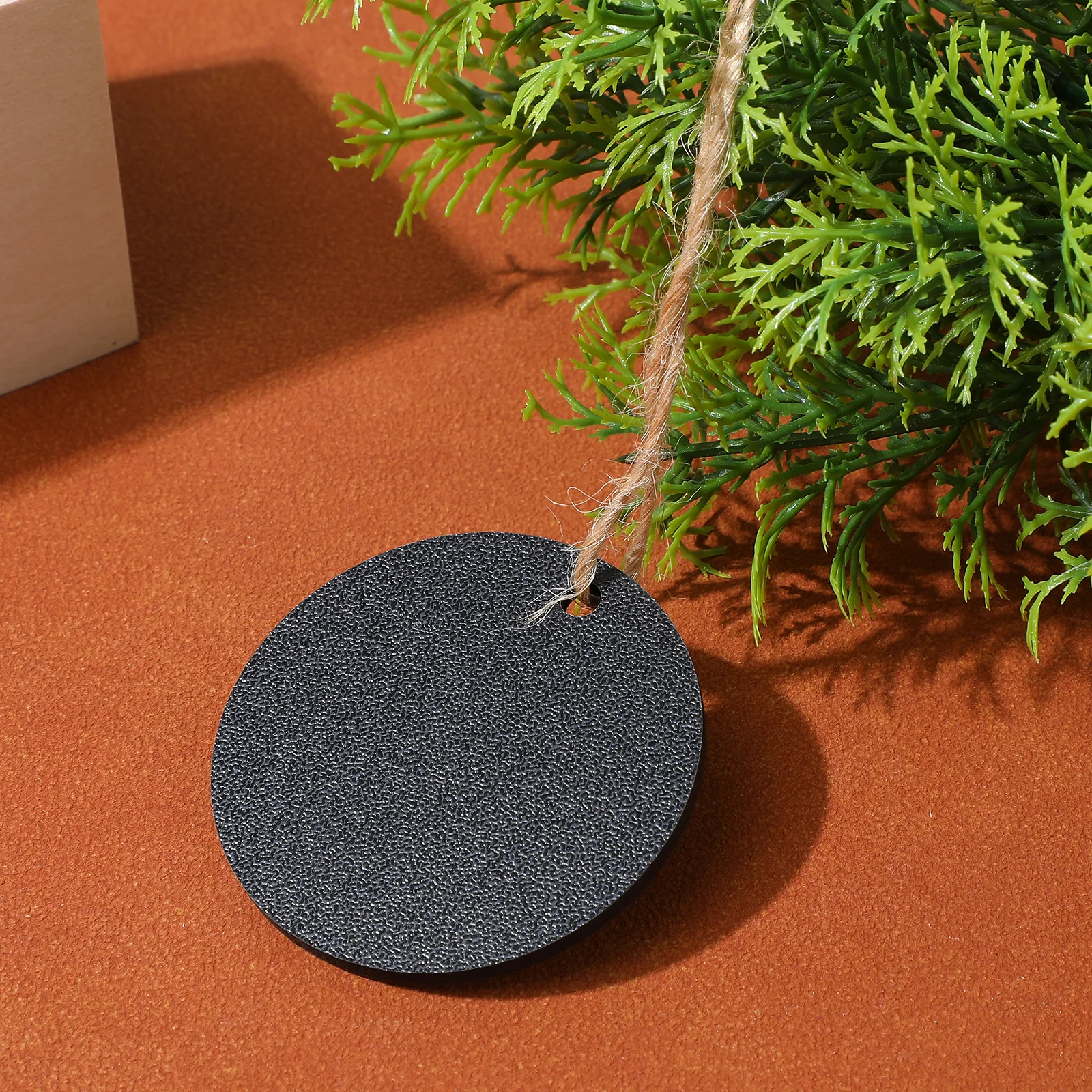 

10Pcs Oval Mini Blackboard Hanging Decor Craft Supplies for Parties Plants Gardens DIY Projects Mini Wooden Blackboard