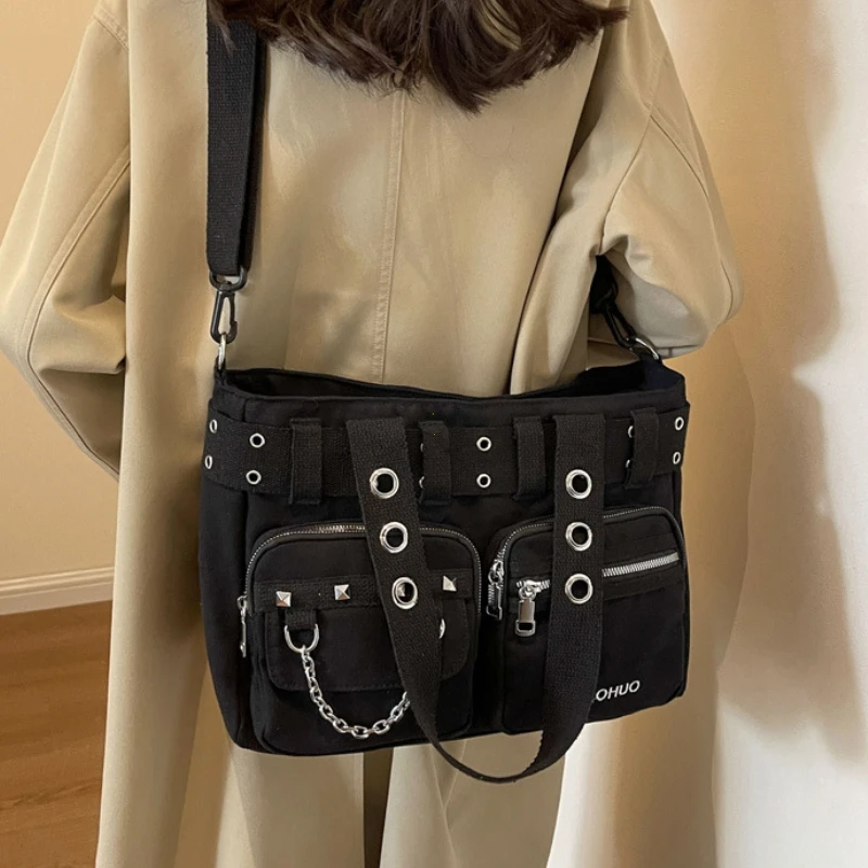 

Chains Zipper Buckle Nylon Shoulder Bags Solid Zipper Rivet Versatile Hand Bags 2026 Hot Sale Bags for Women Bolsas De Hombro