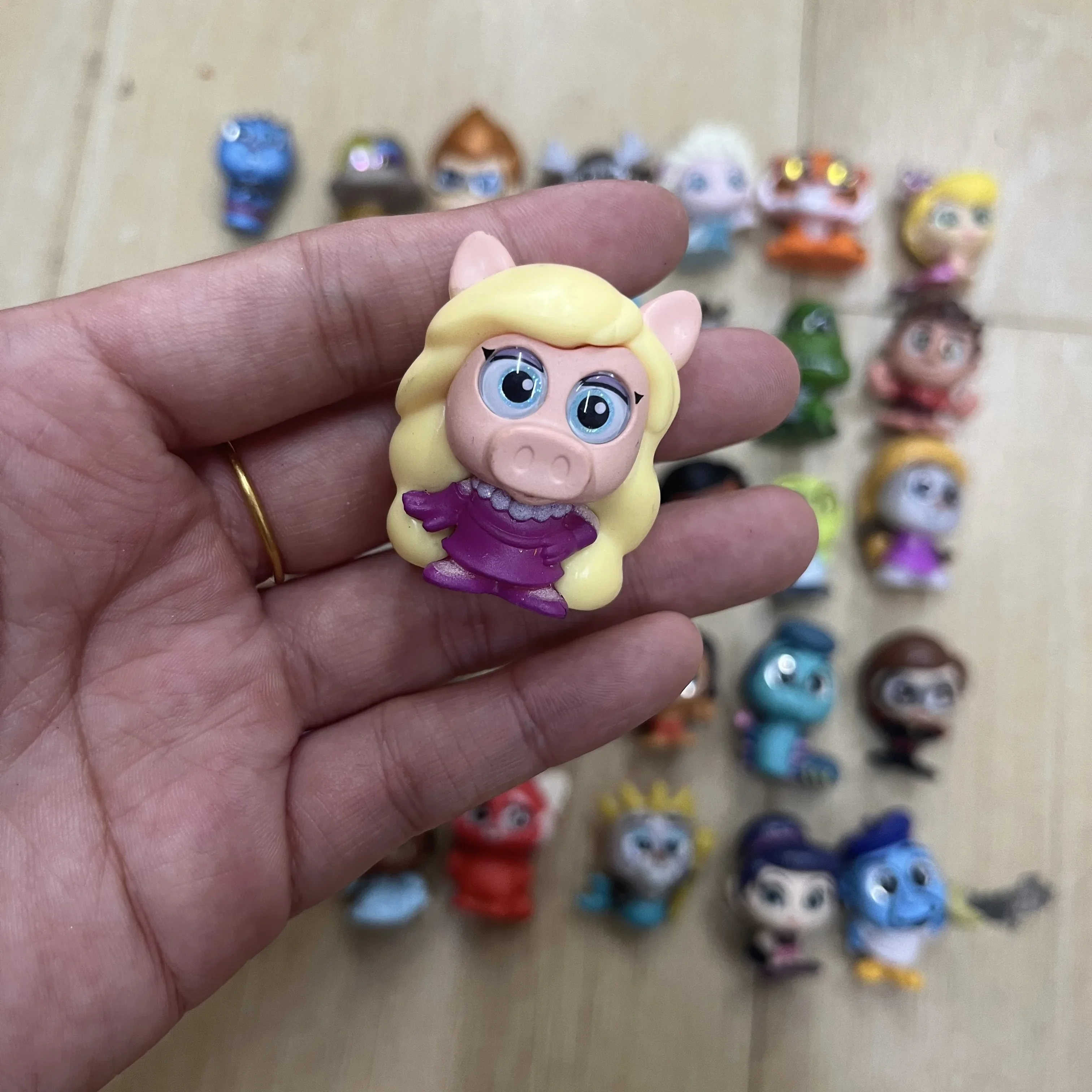 Disney Anime Figures Doorables Kawaii Mickey Princess Anna Elsa Kawaii Big Eyed Doll Collection Model Toys Kids Gifts